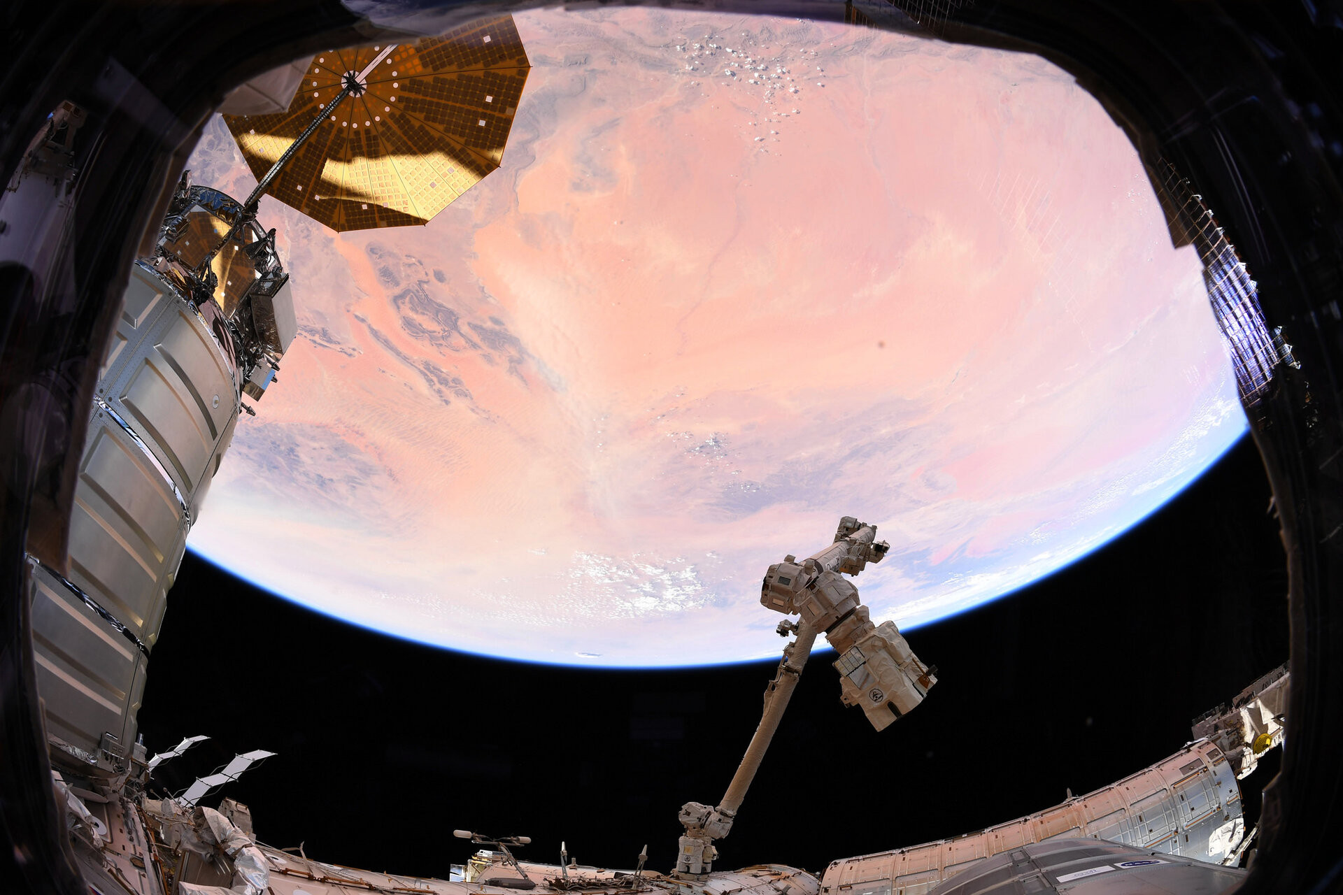 Exploration spatiale, vers l'infini et au-delà ? - Un matin sur la lune