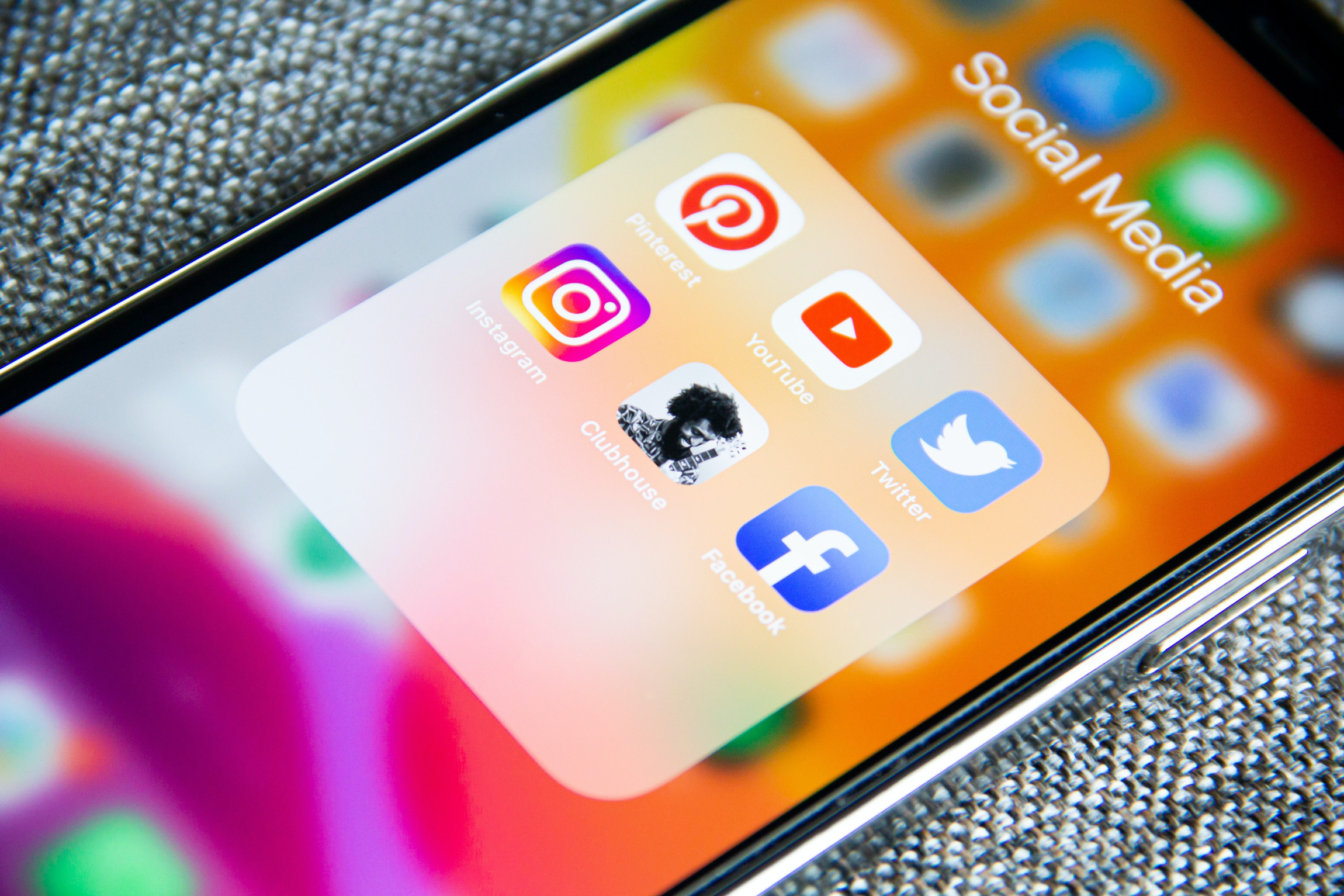 La « bonne volonté » des opérateurs de plateforme dans la lutte contre la manipulation de l’information