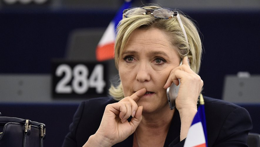 Pour Marine Le Pen, la cour de justice de l'Union européenne entrave la disponibilité de nos soldats en temps de guerre - Les Surligneurs